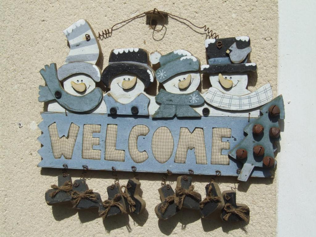 Les Glycines Bed & Breakfast Ury Exterior photo